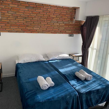Hotel Baratashvili 12 Tbilissi Extérieur photo