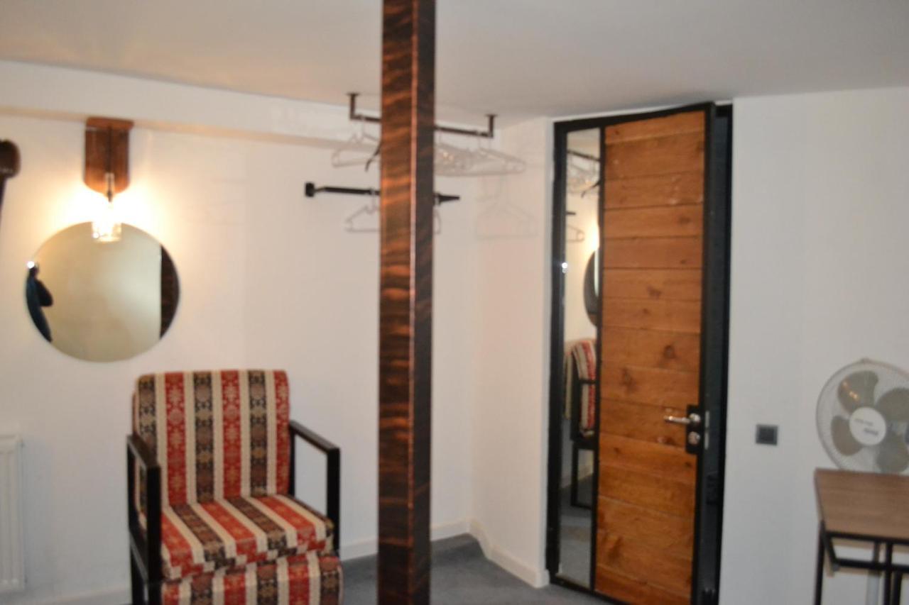Hotel Baratashvili 12 Tbilissi Extérieur photo