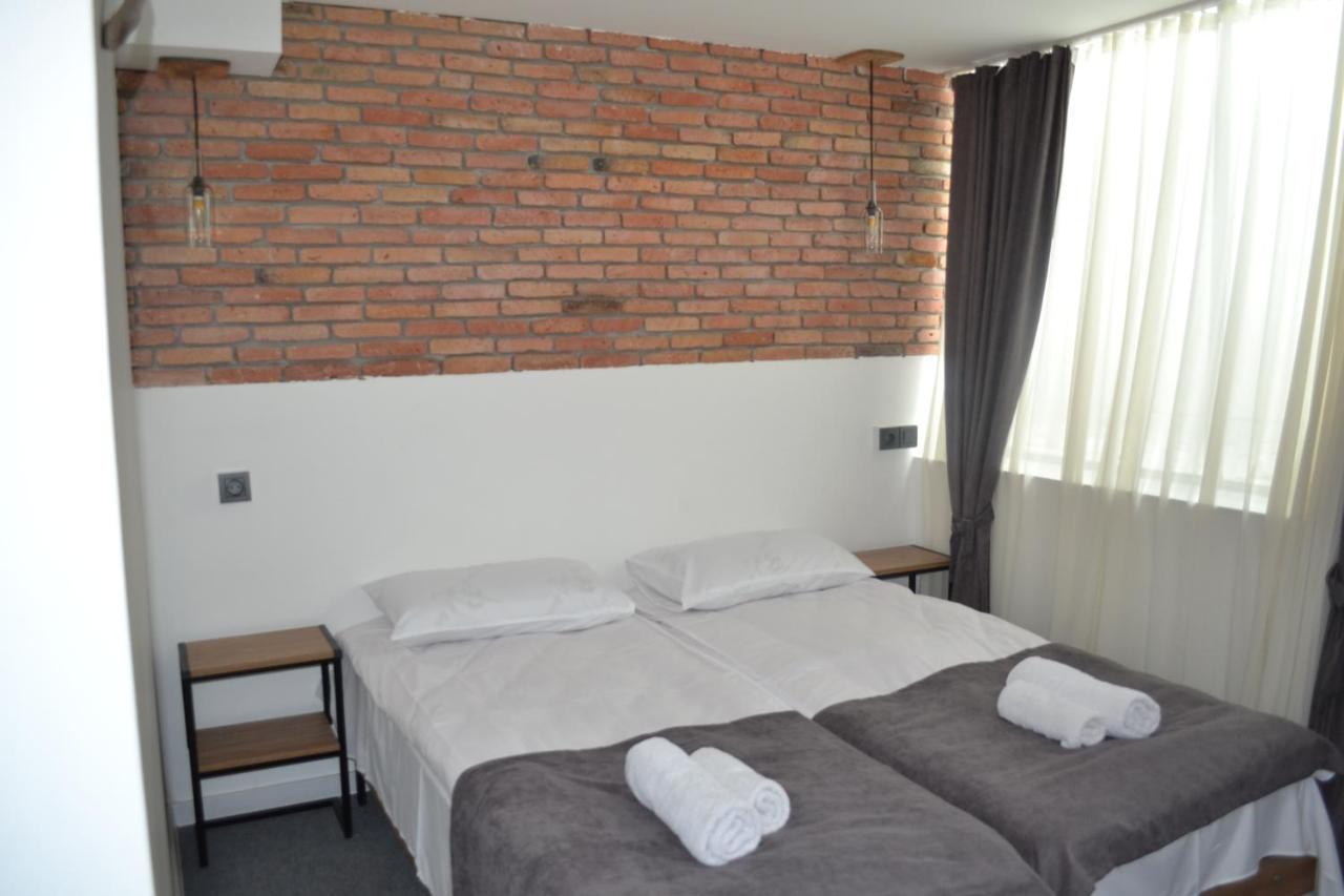 Hotel Baratashvili 12 Tbilissi Extérieur photo